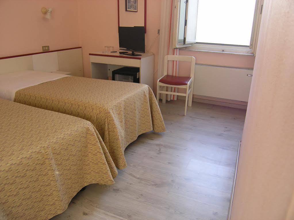 Elba Hotel Rosignano Solvay Exterior photo