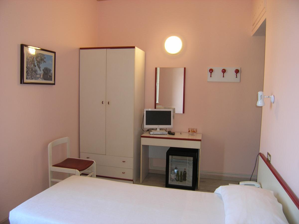 Elba Hotel Rosignano Solvay Exterior photo